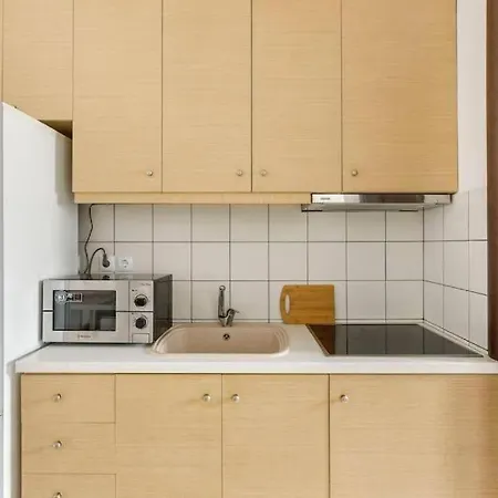 1 Bd Cozy&calm Near Wtower *